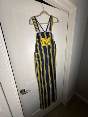 Michigan Wolverines Unisex Sideline Spirit Bib Overalls Small